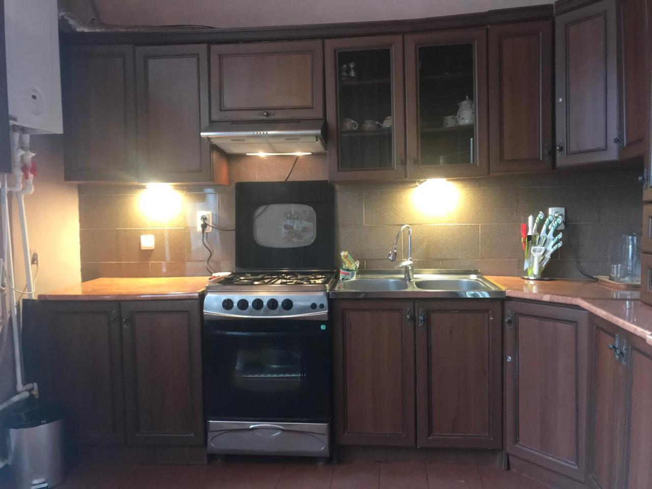 Gamsakhurdia Street Apartment *