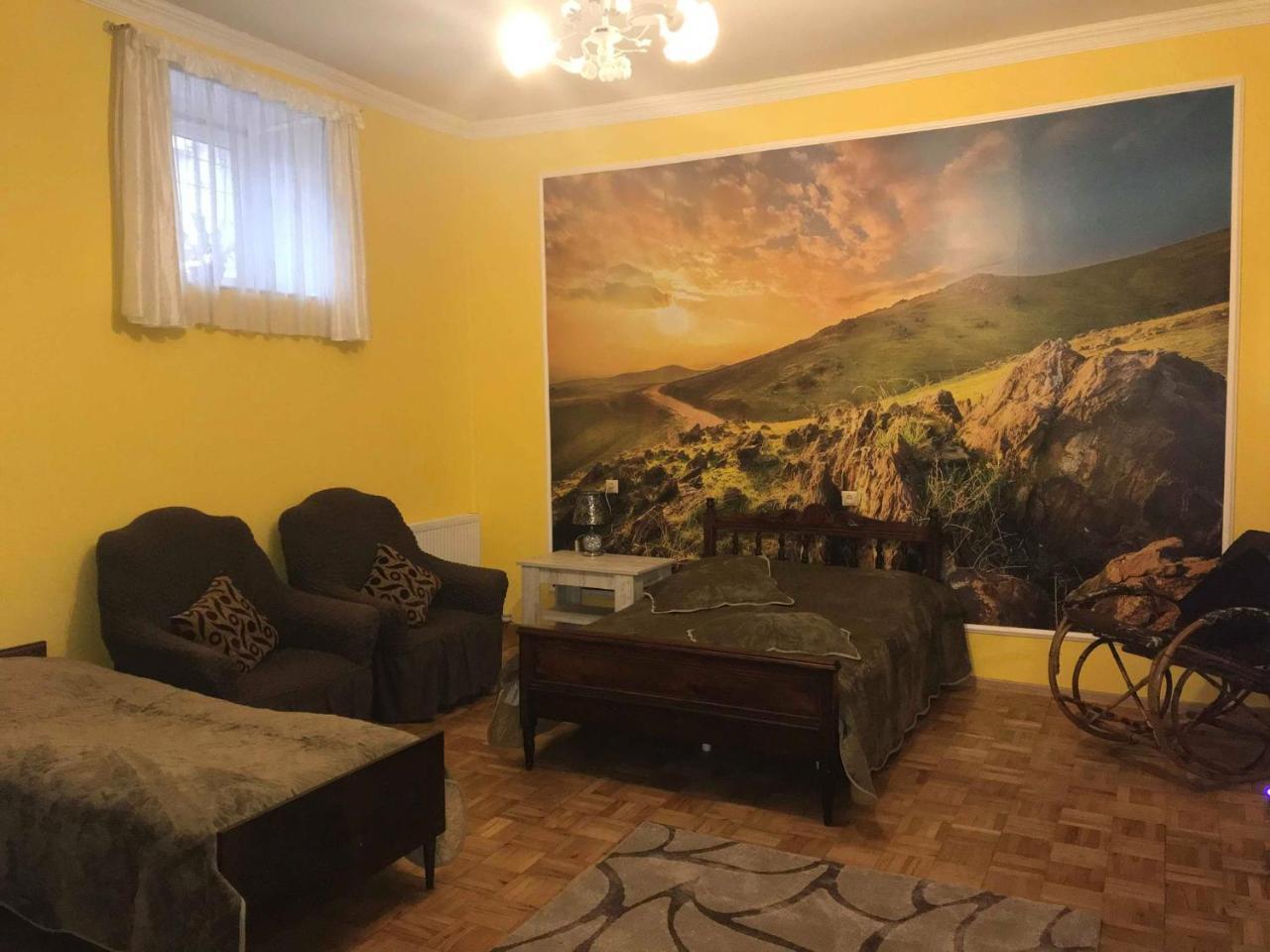 Apartment Gamsakhurdia Street *